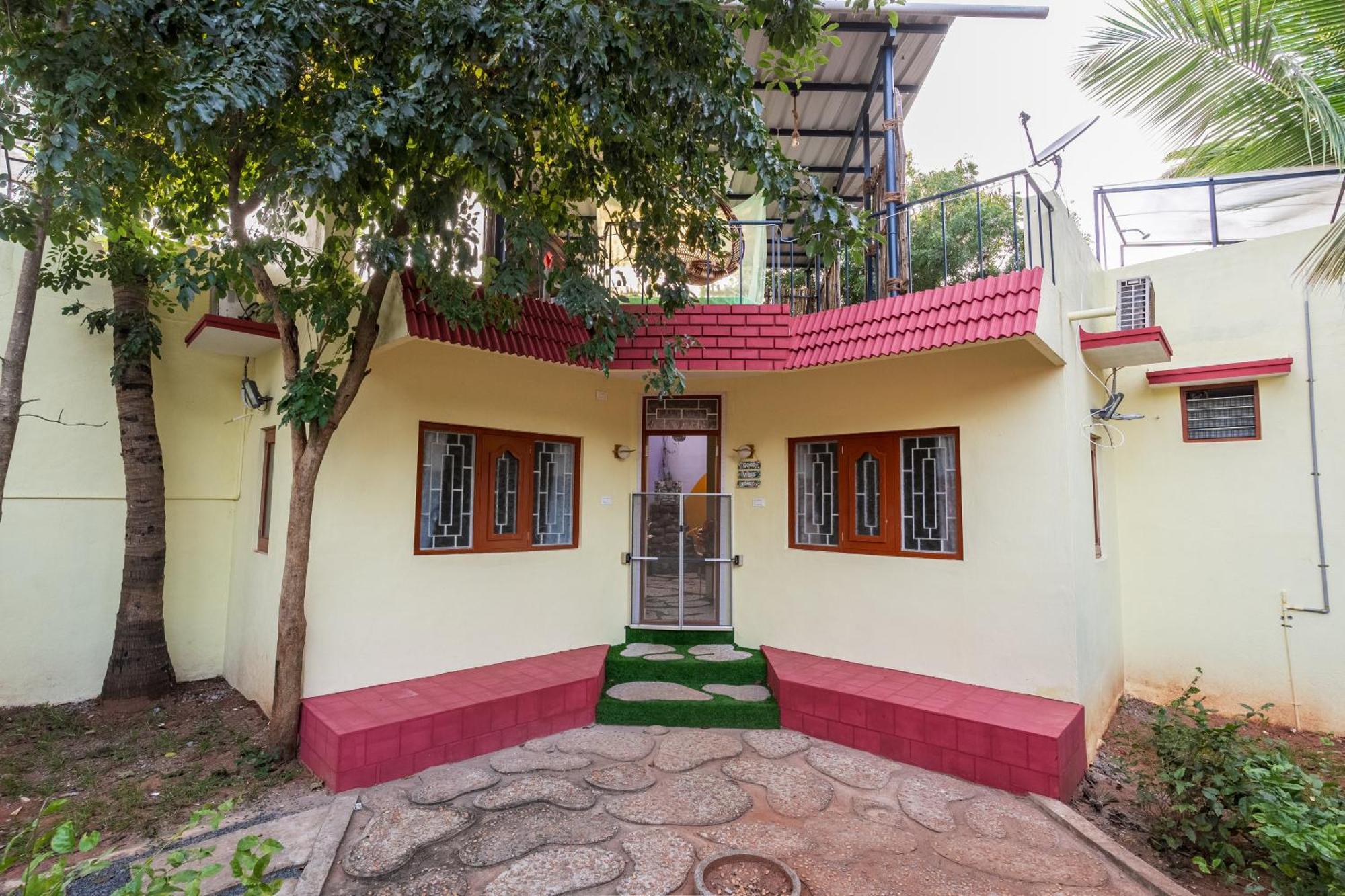 Ntr Garden Hotel Auroville Exterior photo